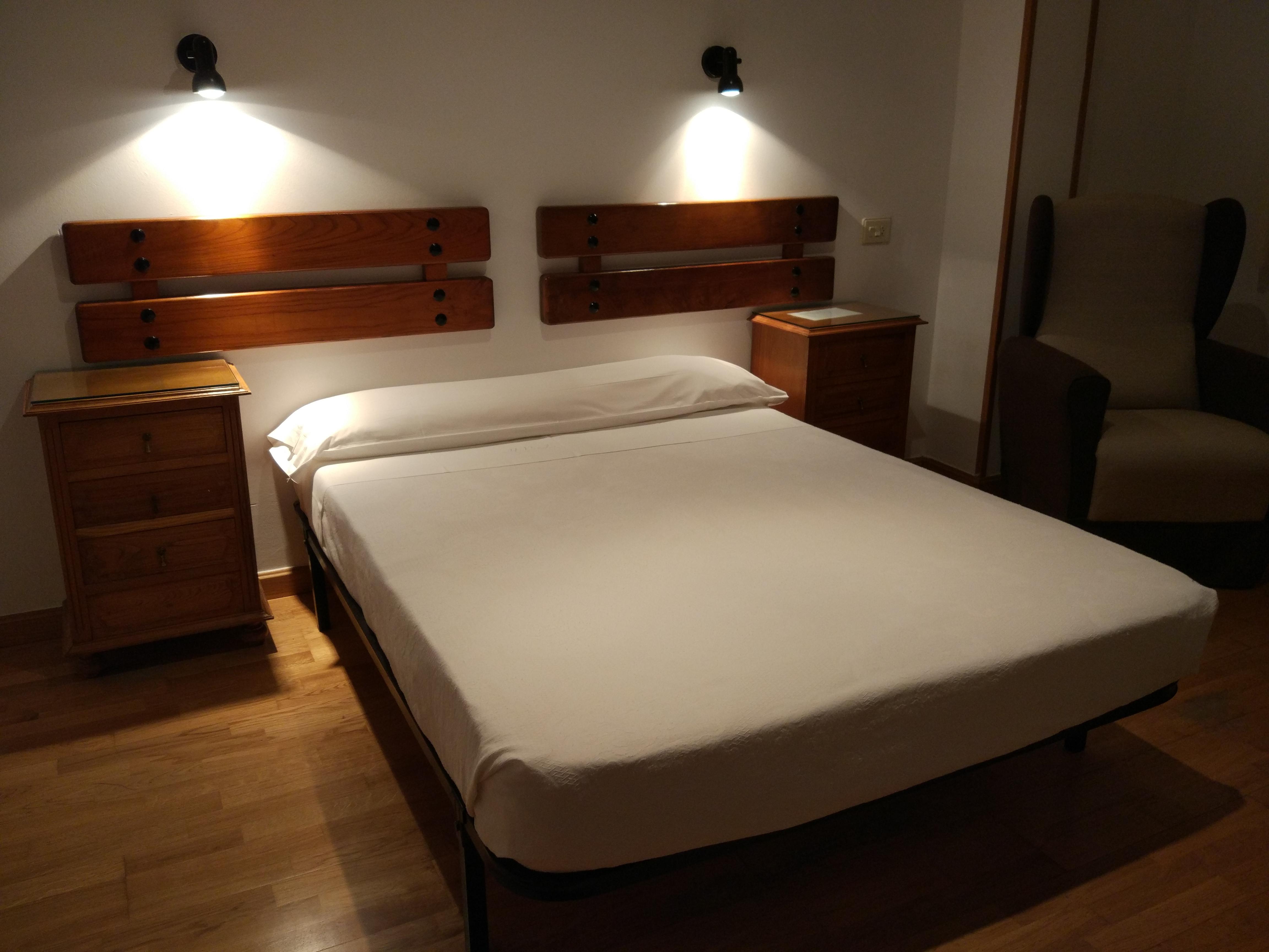 Hotel Los Perales ปัวบลา เด ซานาเบรีย ภายนอก รูปภาพ